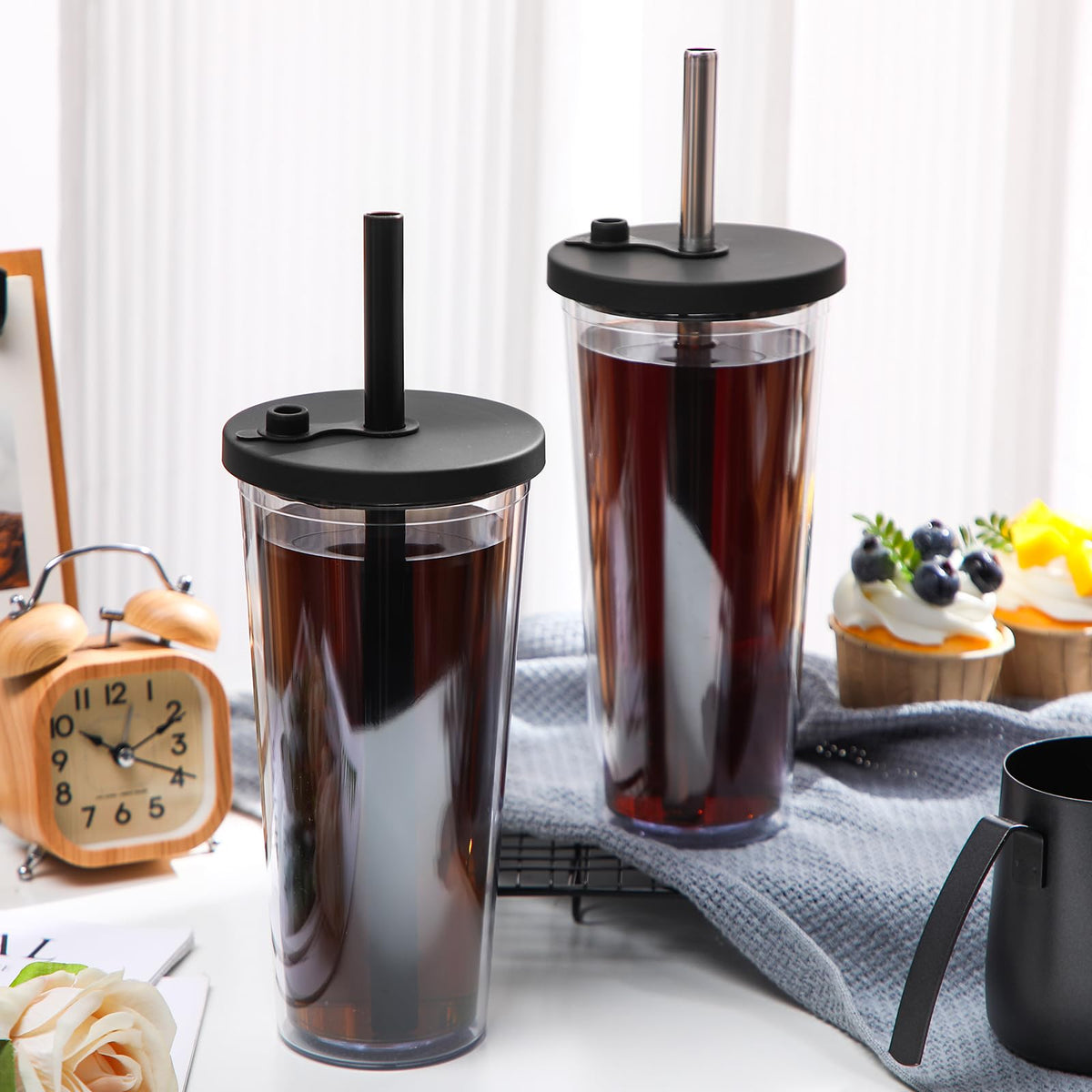 2 Pack 24 oz Clear Plastic Insulated Tumblers with Lids and Straws G7847