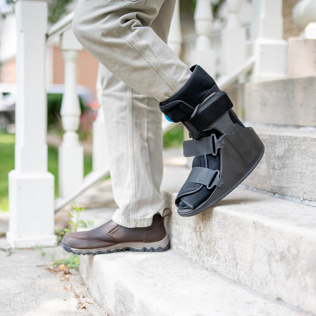 Short Air Cam Walker Fracture Boot, Medium, Black X115